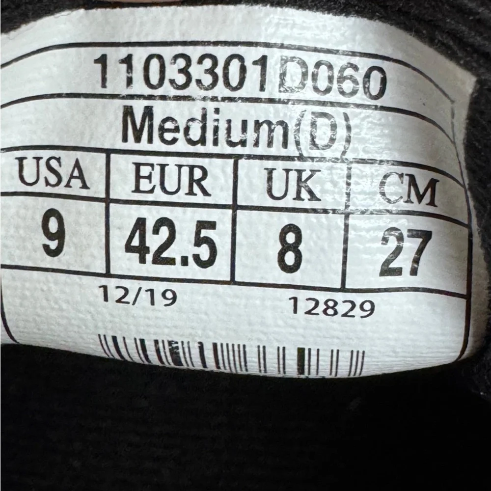 Brooks‎ men’s Ravenna 11 Black and Blue Athletic Running Shoes Size 9